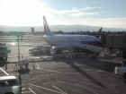 delta-B737-SJC-103101-01.jpg (275593 bytes)