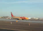 southwest-B737-phx-050103-1.jpg (88403 bytes)