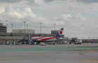 americawest-B757Ohio-phx-022803-1.jpg (103505 bytes)