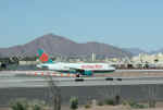 americawest-b737-phx031501-2.jpg (61132 bytes)