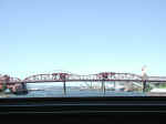 pdx-br-broadway-080902-02.jpg (243155 bytes)