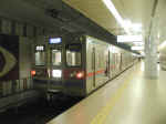 keisei-cr-narita-060803-2.jpg (356489 bytes)