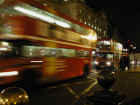 lon-bus02.jpg (114764 bytes)