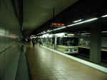 lax-lr-blue-metro-031704-02.jpg (659447 bytes)