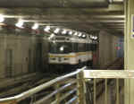 lax-lr-blue-metro-031704-03.jpg (146588 bytes)