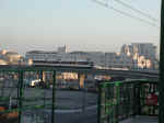 lax-lr-gold-chinatwn-031604-01.jpg (591542 bytes)