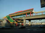 lax-lr-gold-chinatwn-031604-10.jpg (670655 bytes)
