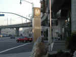 lax-lr-gold-chinatwn-031604-11.jpg (567258 bytes)