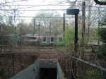 bos-lr-yd-resv-042805-02.jpg (97978 bytes)