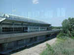 nyc-airtrain-hwdbch-061904-03.jpg (53528 bytes)