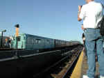 nyc-hr-mod-RockawayAv-061904-01.jpg (50988 bytes)