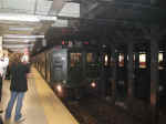 nyc-hr-vt-R19-102904-13.jpg (56447 bytes)