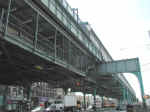 nyc-hr-sta-AveI-052003-01.jpg (58901 bytes)