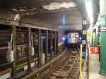 nyc-hr-1-sferry-092702-01.jpg (372888 bytes)