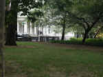nyc-hr-sta-vt-cityhall-102904-03.jpg (77434 bytes)