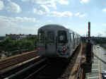 nyc-hr-S-rockaway-B105-061904-01.jpg (56721 bytes)