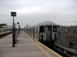 nyc-hr-W-AstoriaBlvd-102904-01.jpg (48377 bytes)