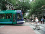 pdx-tramparade-072001-14.jpg (249498 bytes)