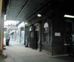 chi-hr-br-diversey-042605-03.jpg (60749 bytes)