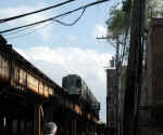 chi-hr-br-diversey-042605-04.jpg (65675 bytes)