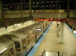 chi-hr-or-Midway-120404-03.jpg (53164 bytes)